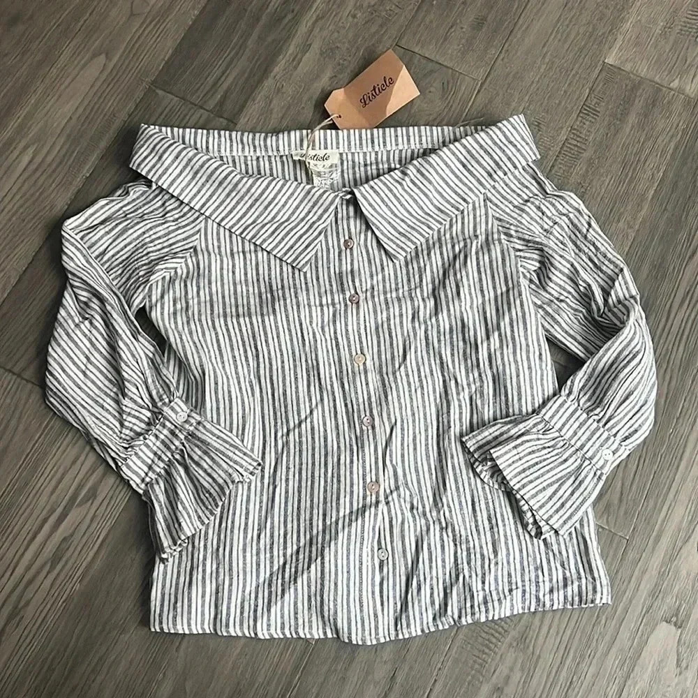 ✨🆕LISTICLE🆕✨ | Off the shoulder linen blend striped top